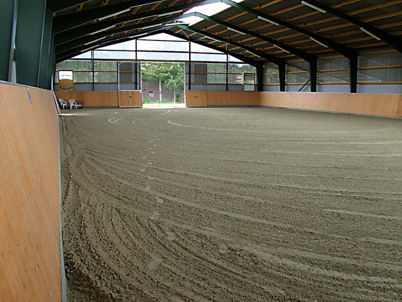 PFERDEBUSINESS.COM - Ludwig & Partner Reitanlagen